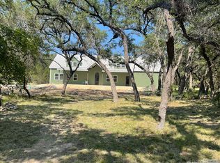 792 Alamo Beach Rd, Pipe Creek, TX 78063