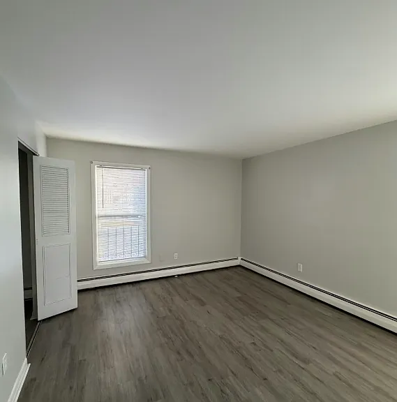 575 N Main St. #302 Fall River, MA 2 Bedroom, 1 Bathroom Heat Included! — Photo 16
