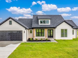 705 Mound View Dr, England, AR 72046