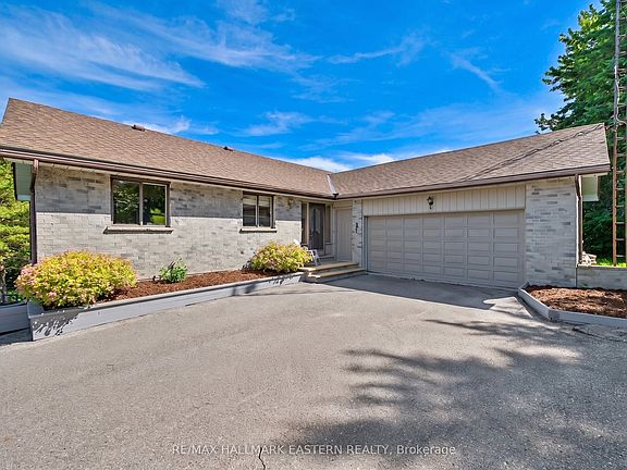 4th image of 473 Sunset Cres