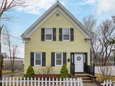 70 Green St, Reading, MA, 01867