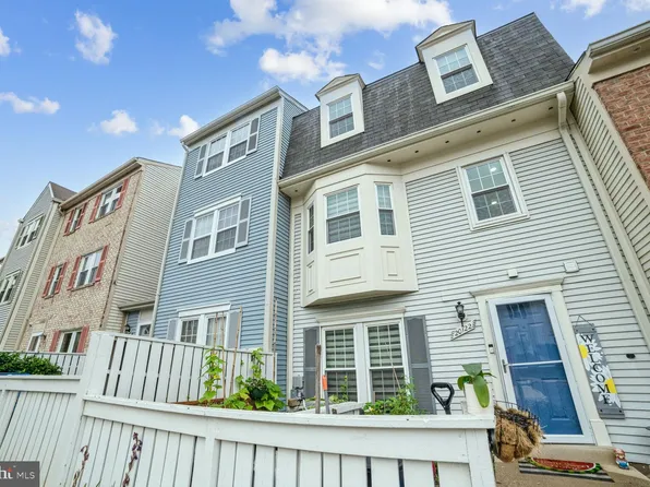 20122 Locustdale Dr #343, Germantown, MD 20876