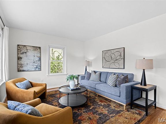 3rd image of 2464 Cecelia Ave