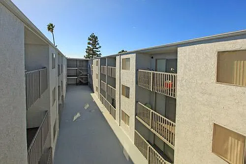 5025 E Pacific Coast Hwy — Photo 18