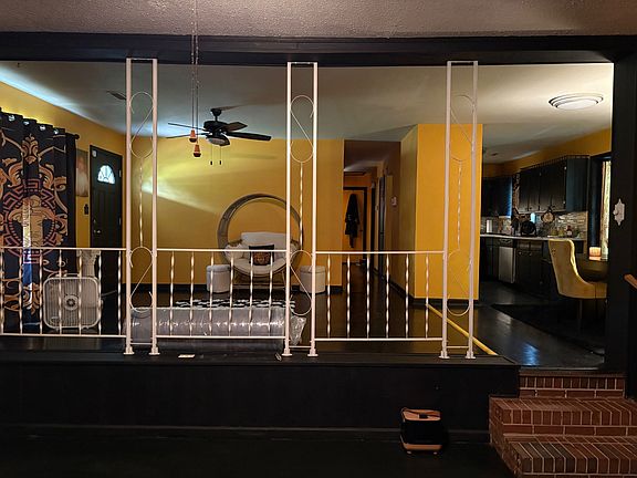 3rd image of 191 Hamrick Ave