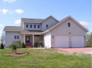 4300 Eaglecrest Ln, Gladwin, MI 48624