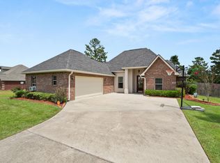 116 Douglas Memorial Rd, Leesville, LA 71446