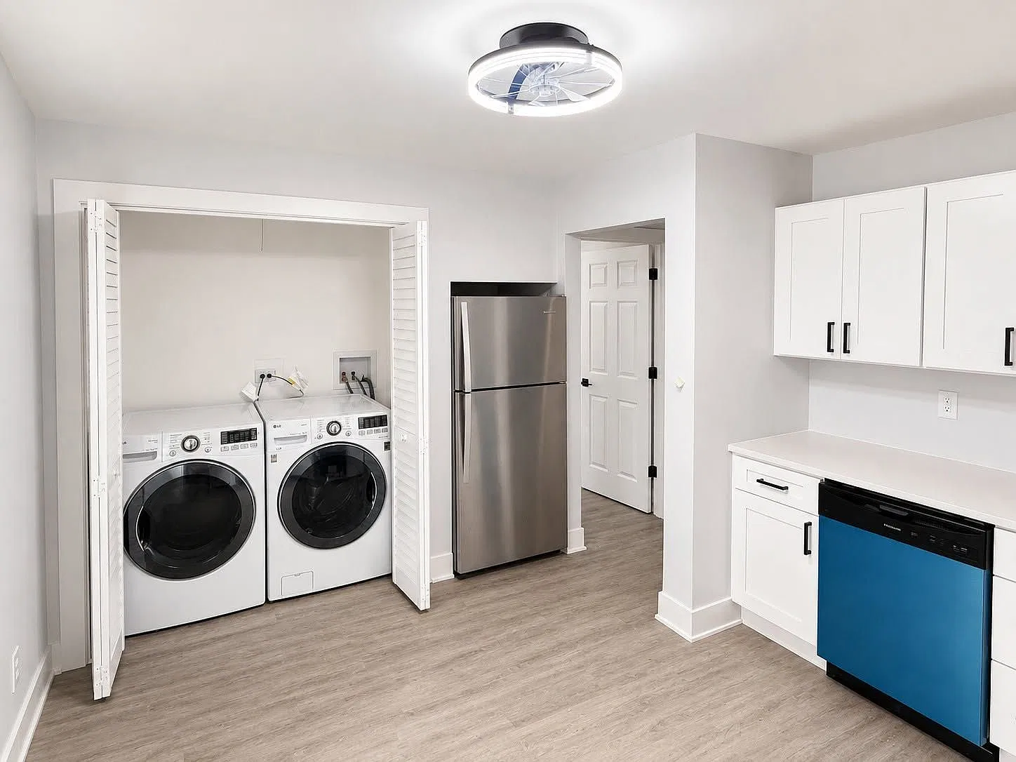 2 bed, 1.5 bath, 900 sqft, $2,650 — Photo 4