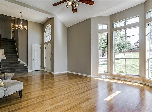 5th image of 4918 Oldfield Dr