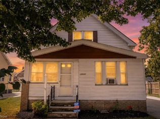18606 Cherokee Ave, Cleveland, OH 44119