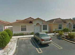 8907 NW 121st St, Hialeah, FL 33018