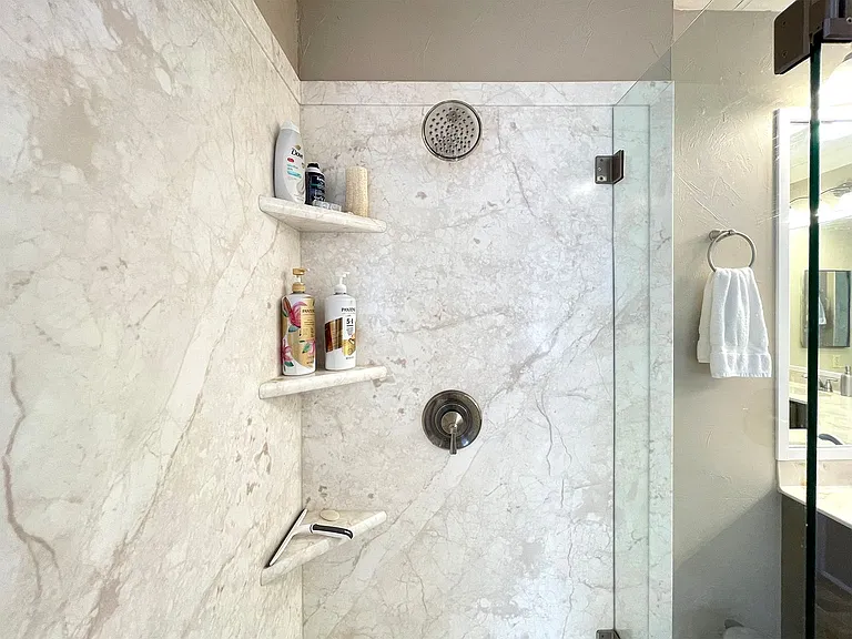 121 Ivy Ln — Photo 31