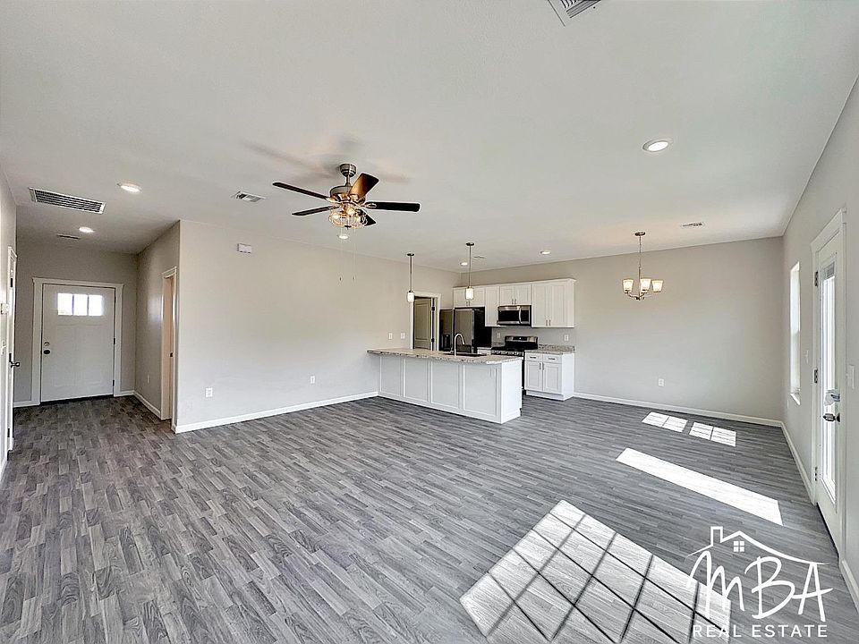 320 Sarah St, Garden City, KS 67846 Zillow