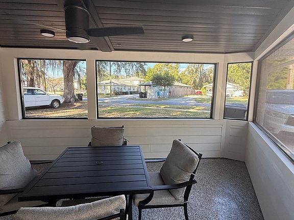 5th image of 236 Emory Pl