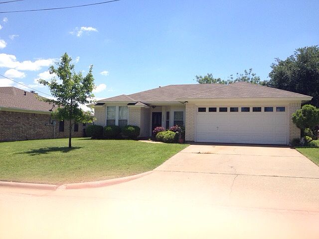 1505 Cover Ln
