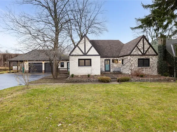 89 Kirk Dr, Rochester, NY 14610