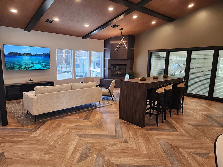 Diamond Sands Apartments — Photo 10