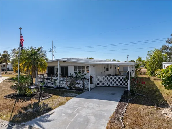 3208 Pluto Cir, North Fort Myers, FL 33903