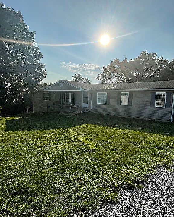 1st image of 490 Kenney Rd