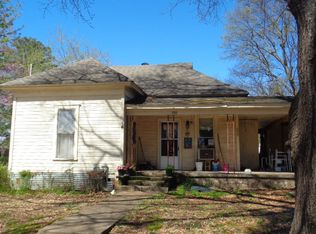 200 E Center St, Mineral Springs, AR 71851