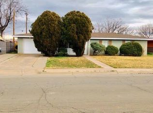 1205 Rancho Rd, Roswell, NM 88203