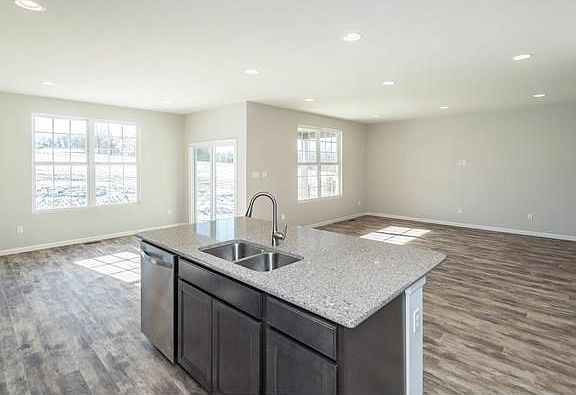 4th image of 2499 Viola Gill Ln