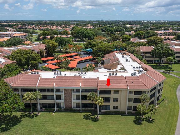3rd image of 7520 La Paz Blvd #A104