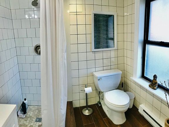 3rd image of 356 Degraw St APT 2