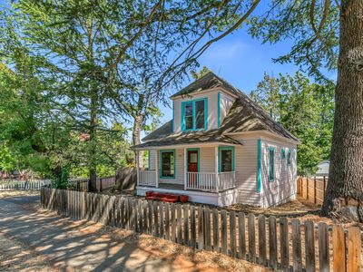 753 Siskiyou Blvd, Ashland, OR, 97520