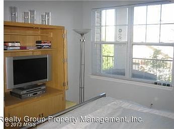 3rd image of 19607 Galway Bay Cir APT 203