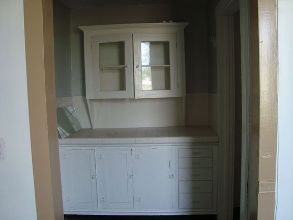 2nd image of 168 E Main St