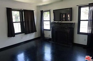 5th image of 1243 N Genesee Ave