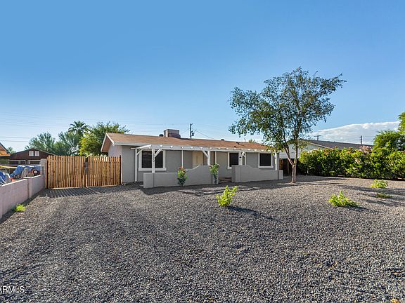 2nd image of 530 N 104th Pl