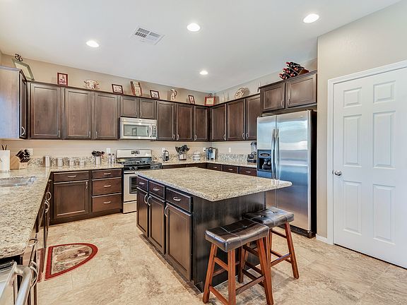 5th image of 8111 Cowboy Springs St
