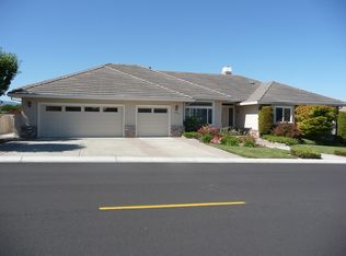 1299 Ridgemark Dr, Hollister, CA 95023