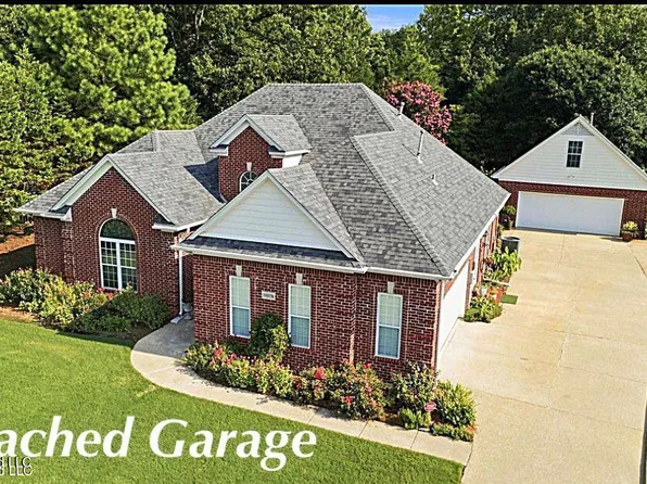 10078 Cypress Lake Dr N, Olive Branch, MS 38654