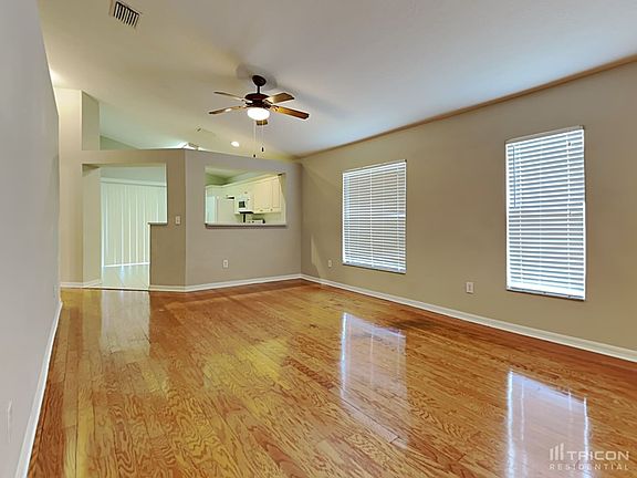 4th image of 24135 Royal Fern Dr