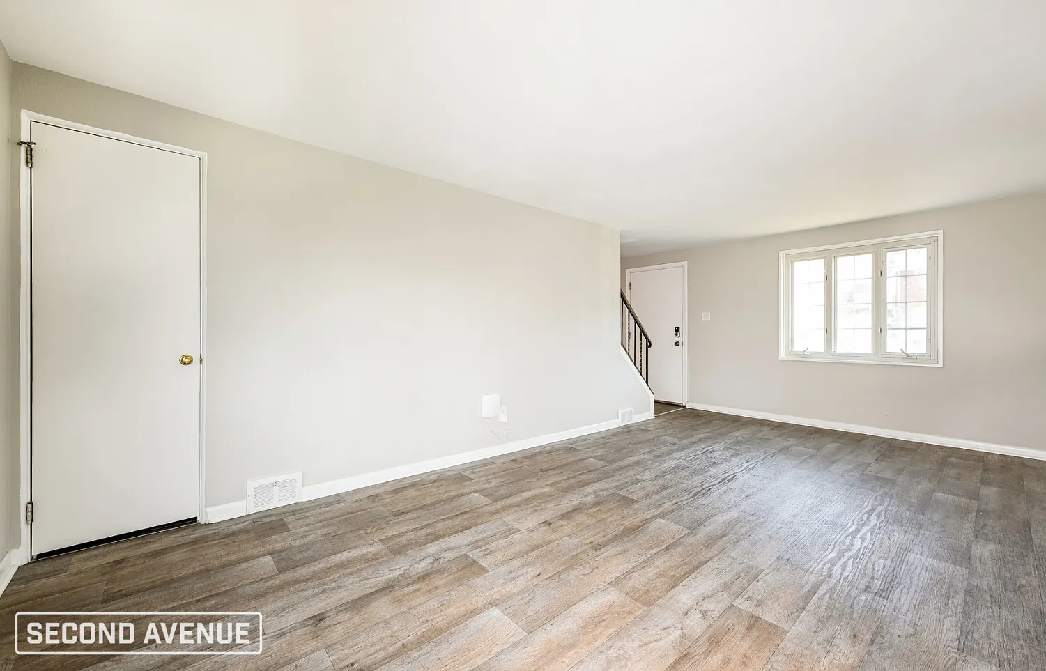 3 bed, 2.0 bath, 1344 sqft, $1,725 — Photo 3