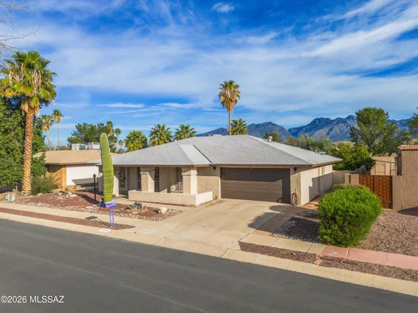 7601 E Rio Verde Dr, Tucson, AZ 85715