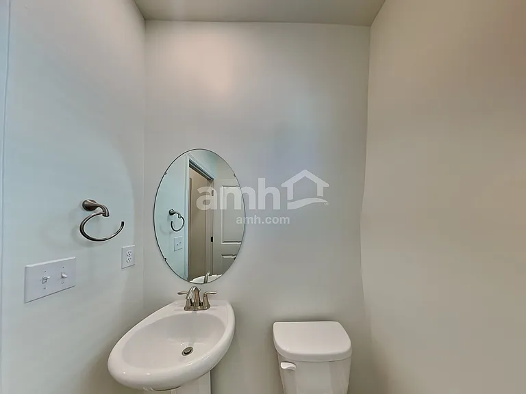 7416 Garrett Ct — Photo 13