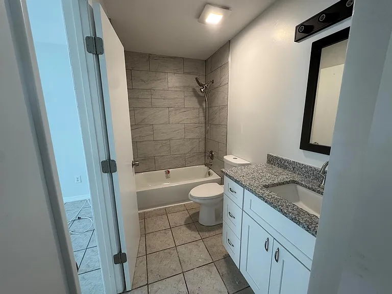 5010 Killarney Ave — Photo 6