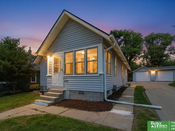 3616 Grover St, Omaha, NE 68105