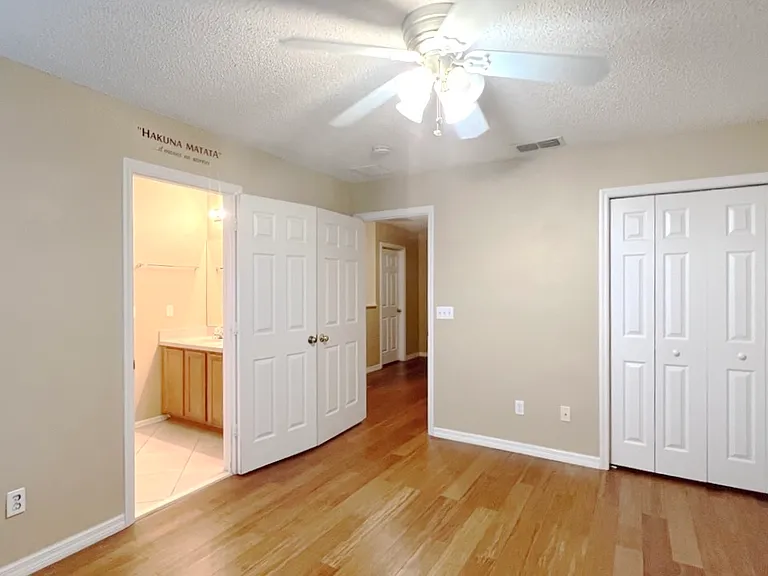831 Horseshoe Falls Dr — Photo 16