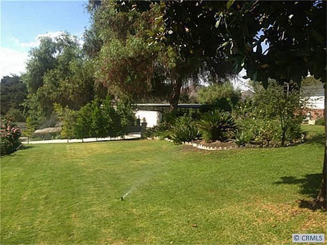 2nd image of 37121 Mesa Rd