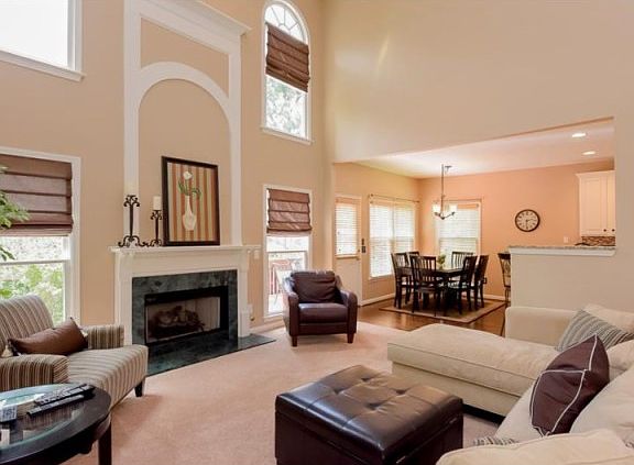 5th image of 305 Knoll Crest Ct