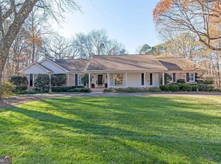 5877 Stonehaven Dr, Stone Mountain, GA 30087