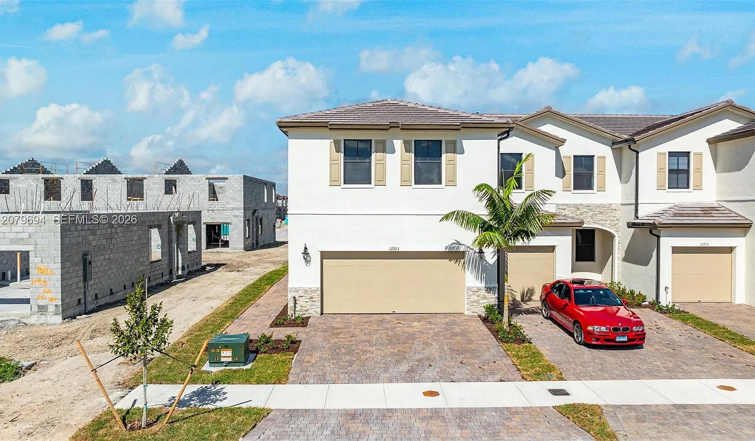 4 bed, 2.5 bath, 1828 sqft, $3,600 — Photo 1