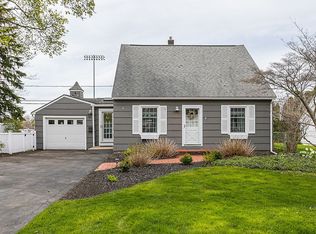 85 Brooklawn Dr, Rochester, NY 14618