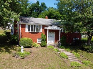 29 Mulberry Cir, Johnston, RI 02919
