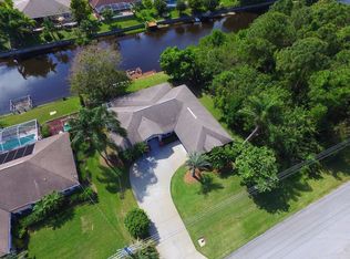 520 Concha Dr, Sebastian, FL 32958